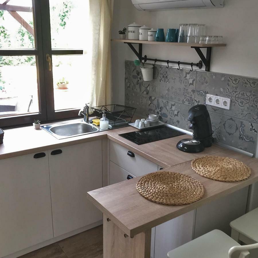 Aranypart Apartmanhazak Tiszakécske Exterior foto